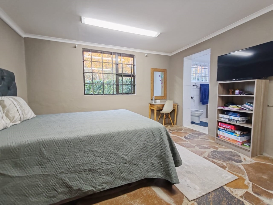 Commercial Property for Sale in Colleen Glen Eastern Cape